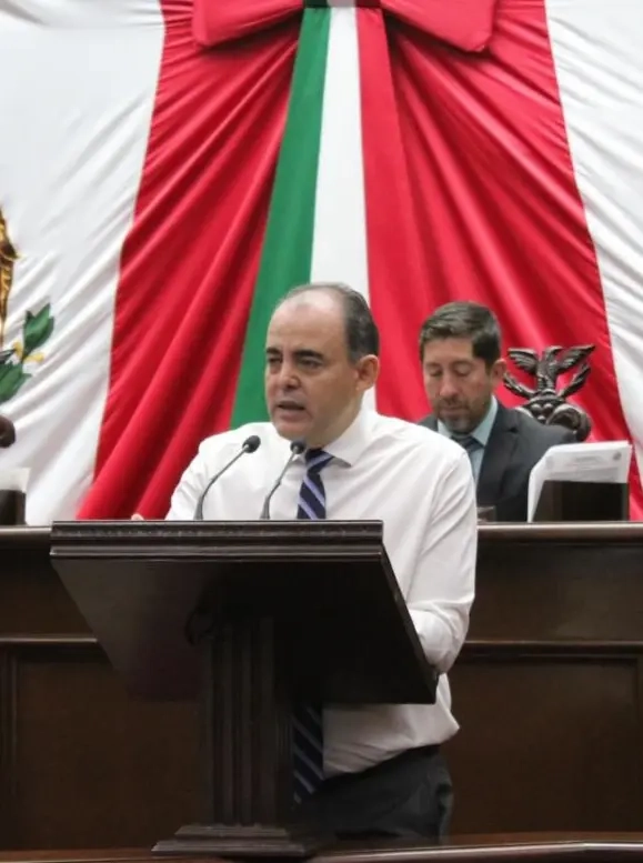 El Diputado Baltazar Gaona propone castigar el uso de drones con fines criminales en Michoacán 